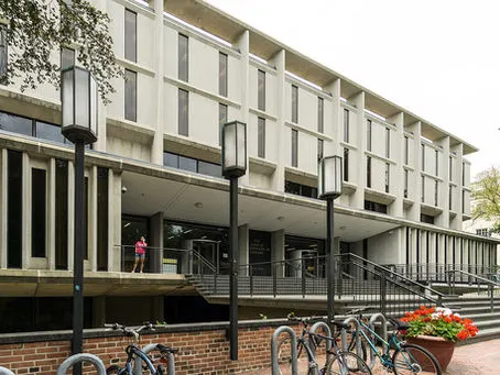 More than two in five Brown students still borrow books from the library